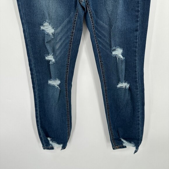 Wallflower The Flirty Curve High Rise Stretch Jeans size 9 29 Distressed Crop - Picture 3 of 11
